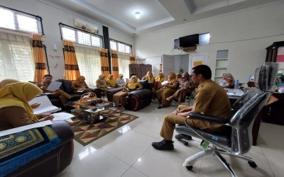 Dinas Perindagkop dan UKM mengadakan rapat persiapan Lounching Puja Sera dan Balimau